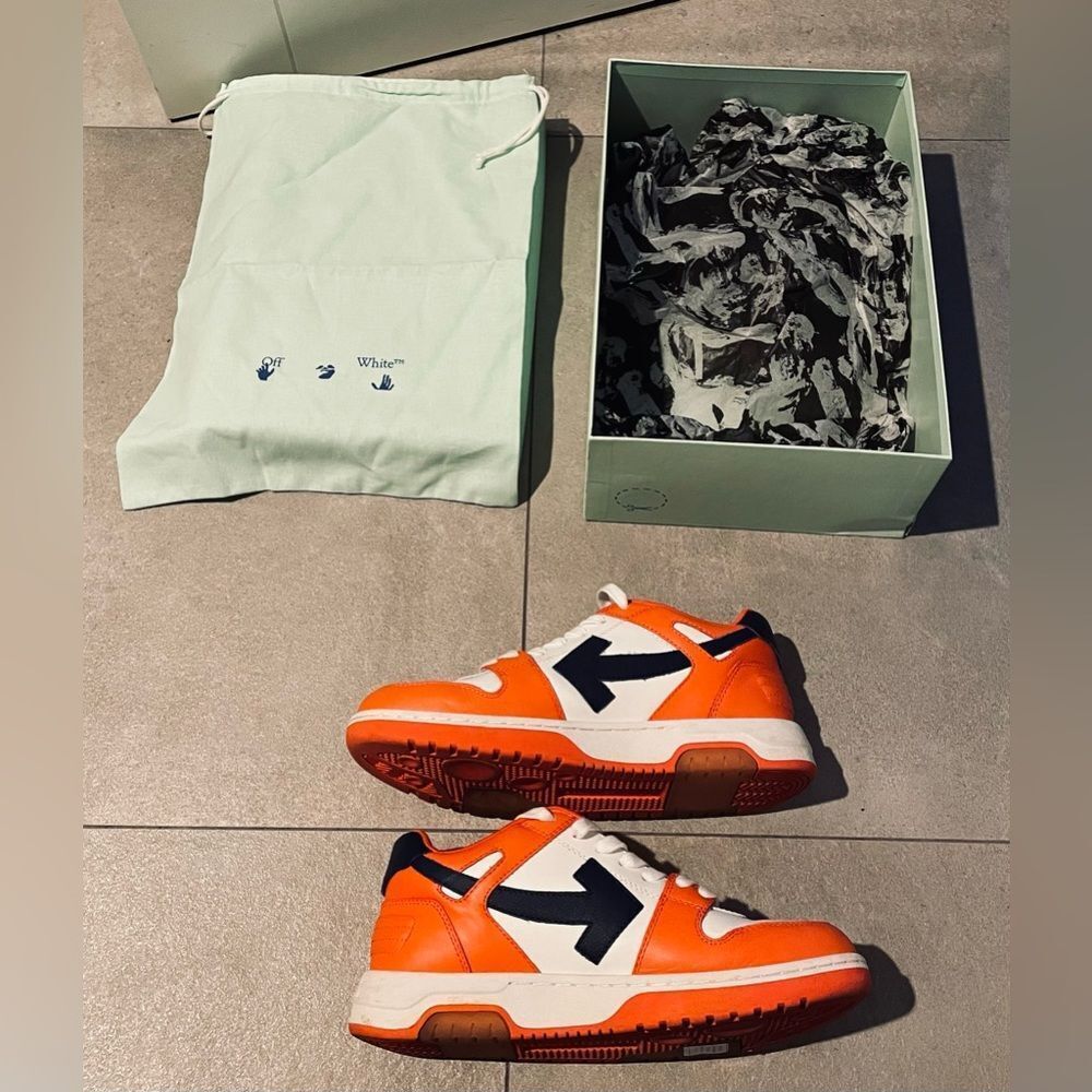 2 ITEM BUNDLE - Off White Retro Sunglasses - Coffee Green - Y2k Lowtop Sneakers